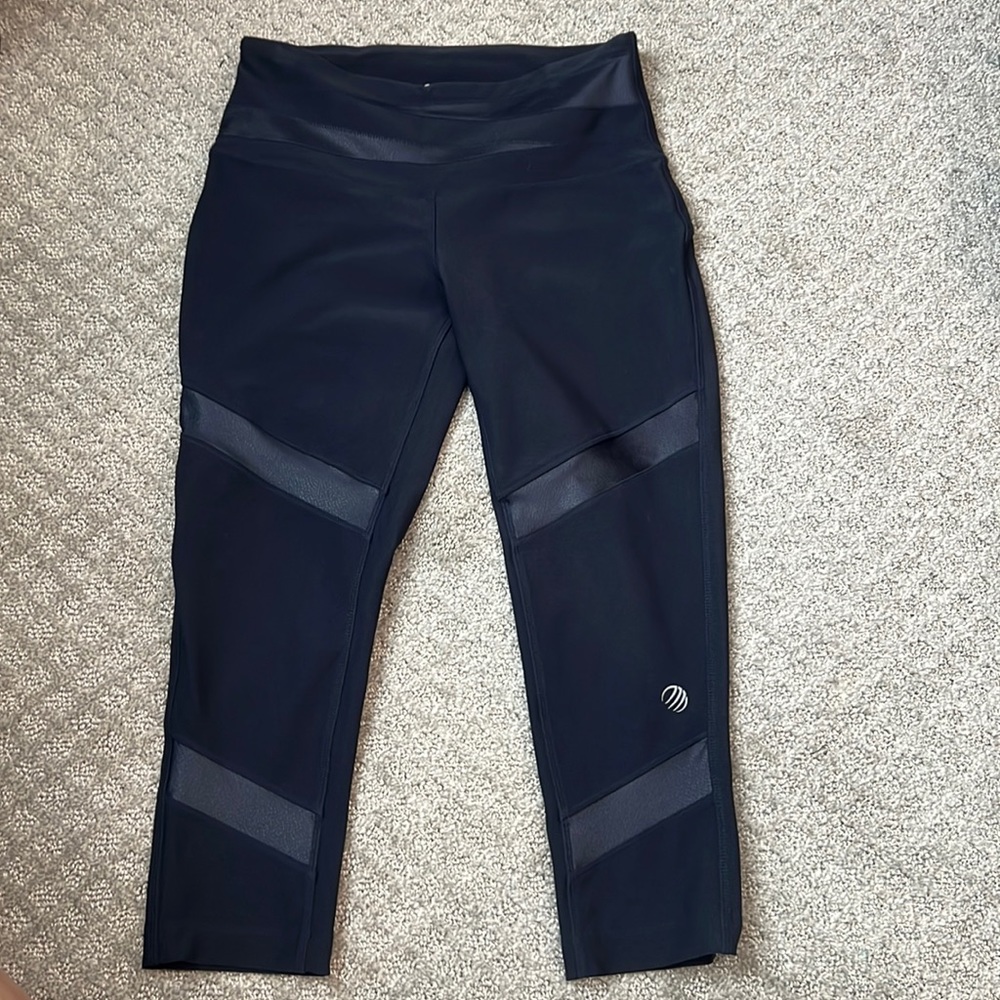 MPG capri length leggings - navy